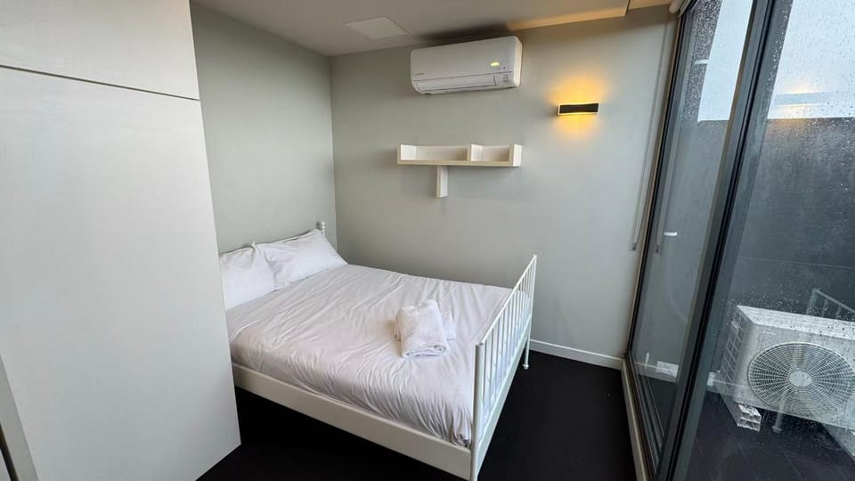 One Bedroom Penthouse Apartment in the heart of Box Hill Apartment in Melbourne