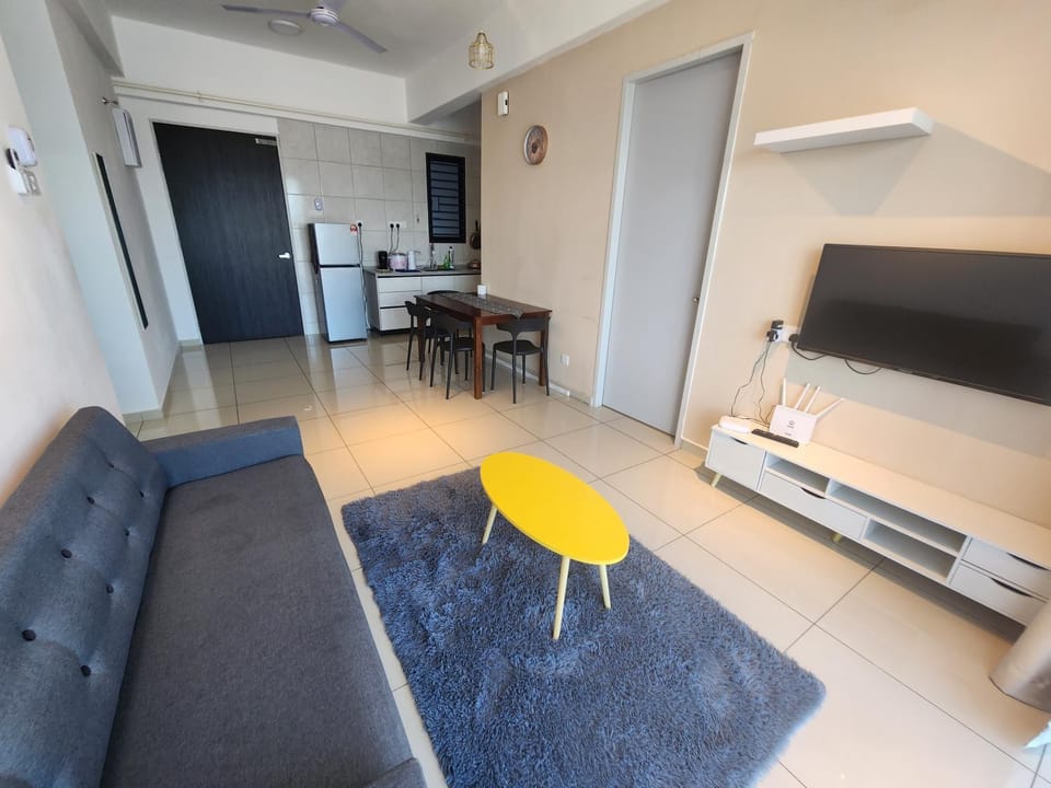 TV and multimedia, Kitchen or kitchenette, Living room, Seating area, Dining area, Evening entertainment