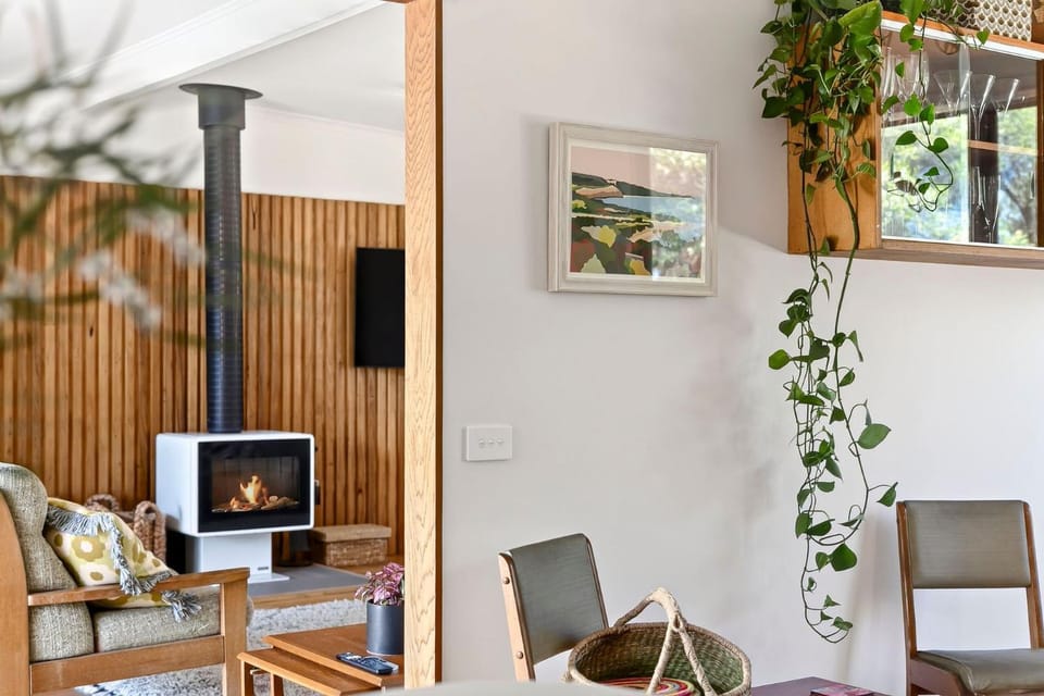 11 Eleventh House in Anglesea