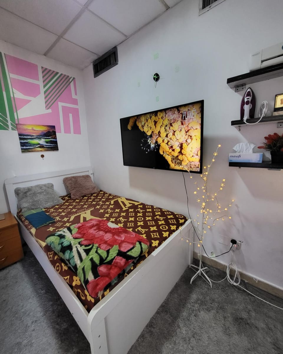 DIGITAL OUMMAH RESIDENCEs 01 TCA Bed and Breakfast in Abu Dhabi
