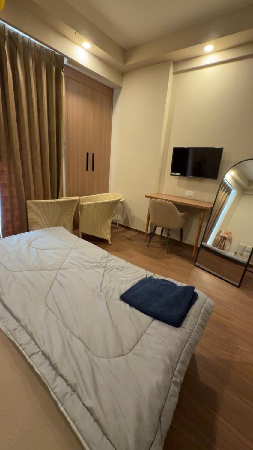 Yourhappystay Apartment in Uttar Pradesh