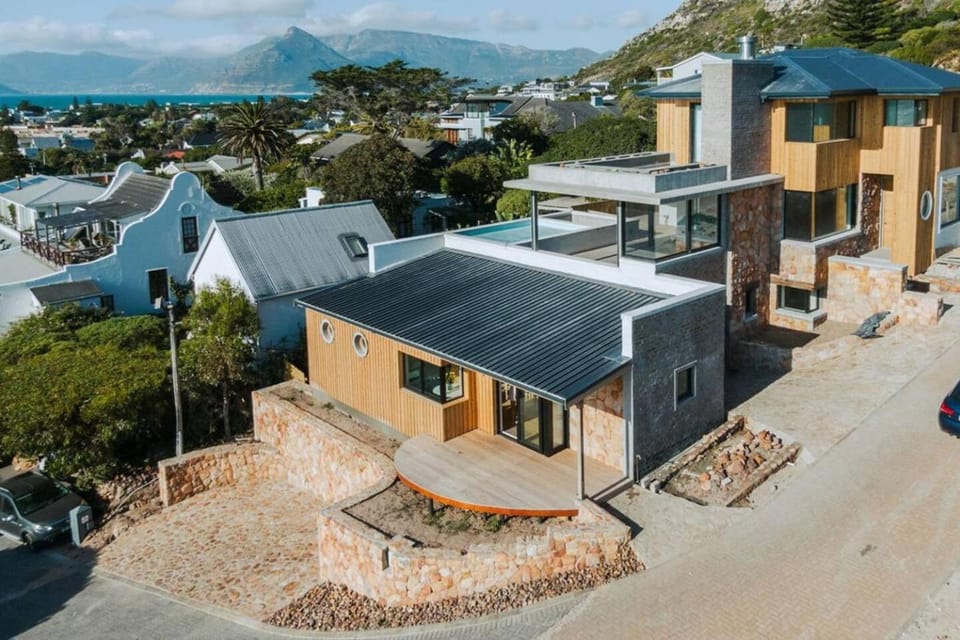 Blissful Hideout Apartment in Cape Town