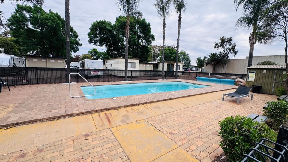 Griffith Tourist Caravan park Campground/ 
RV Resort in Griffith