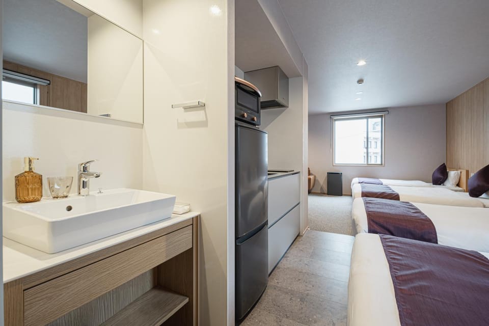 Bed, Kitchen or kitchenette, Photo of the whole room, Bedroom