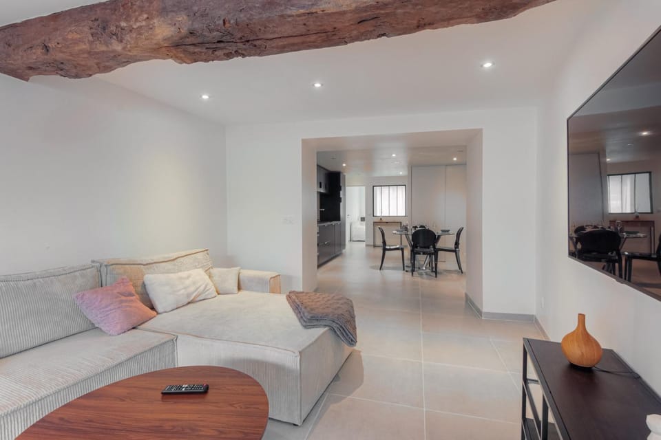 La Terrasse de Charentay - 2 à 4 personnes Apartment in Auvergne-Rhône-Alpes