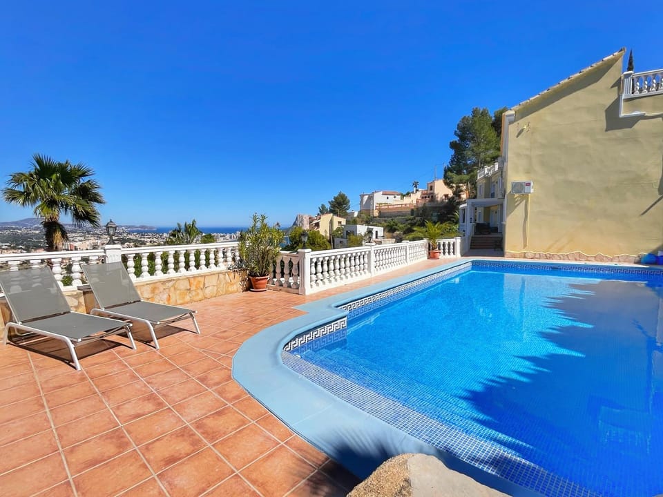 Balcony/Terrace, Swimming pool