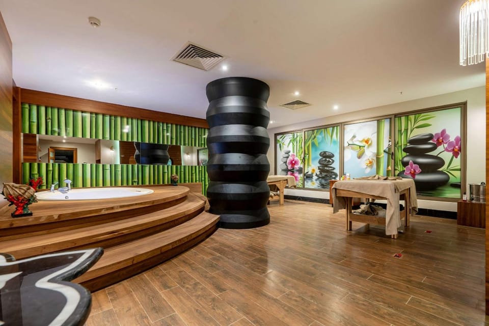 Massage, Sauna, Spa and wellness centre/facilities, Public Bath