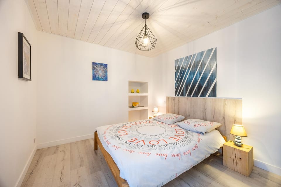 Living room, Bedroom