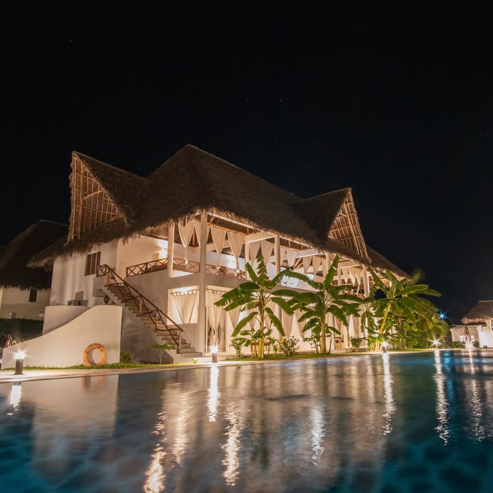Pool view, Swimming pool