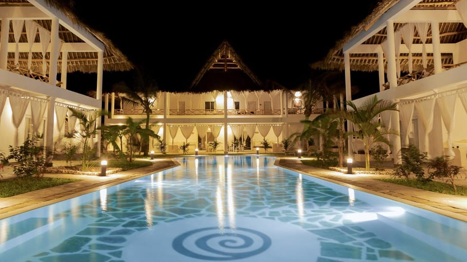 Pool view, Swimming pool