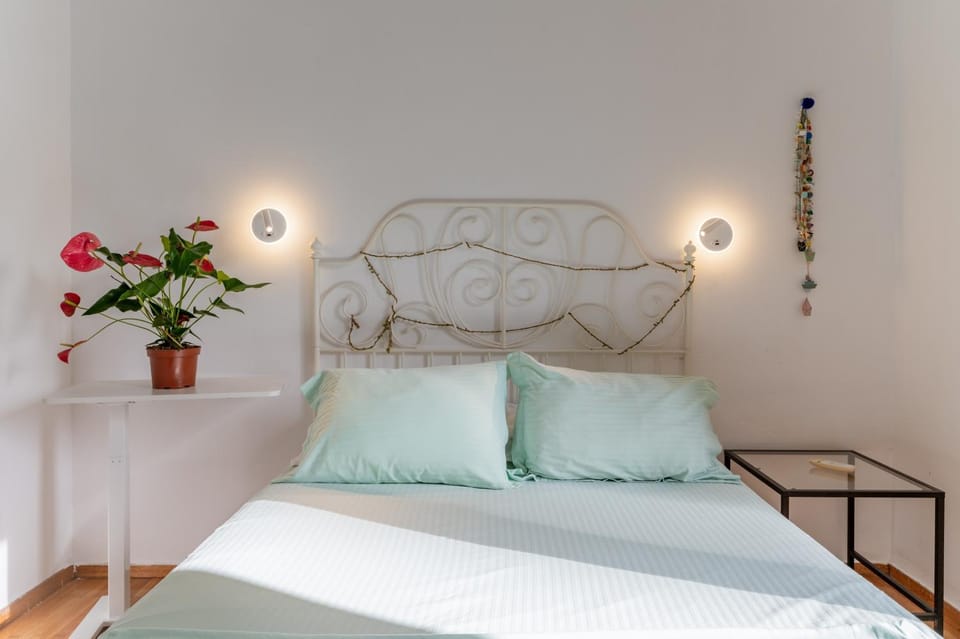 Living room, Bedroom