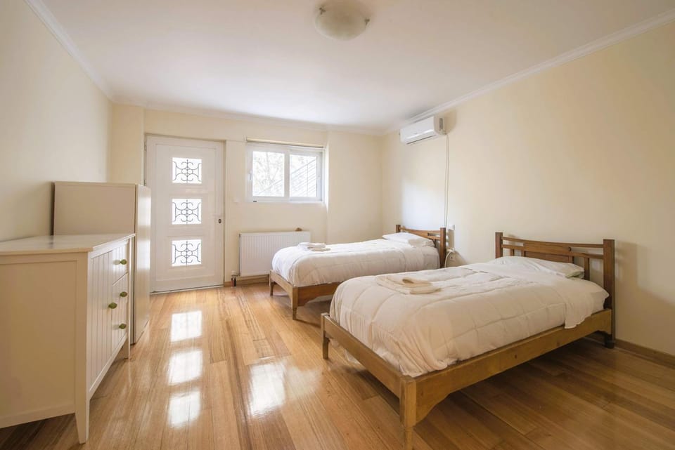 Elegant Urban Retreat in Psychiko Apartment in Athens