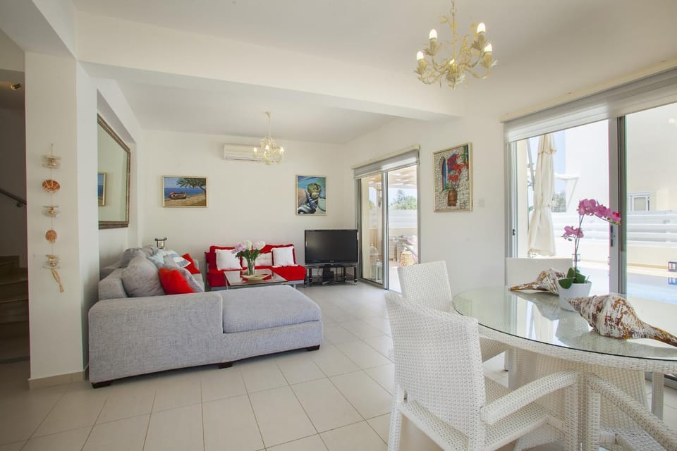 Villa Posidonas 3 House in Paralimni