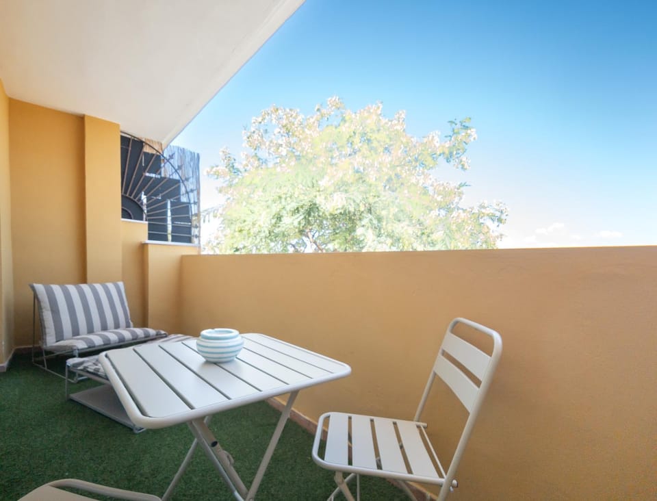 Day, View (from property/room), Balcony/Terrace, Balcony/Terrace, Seating area