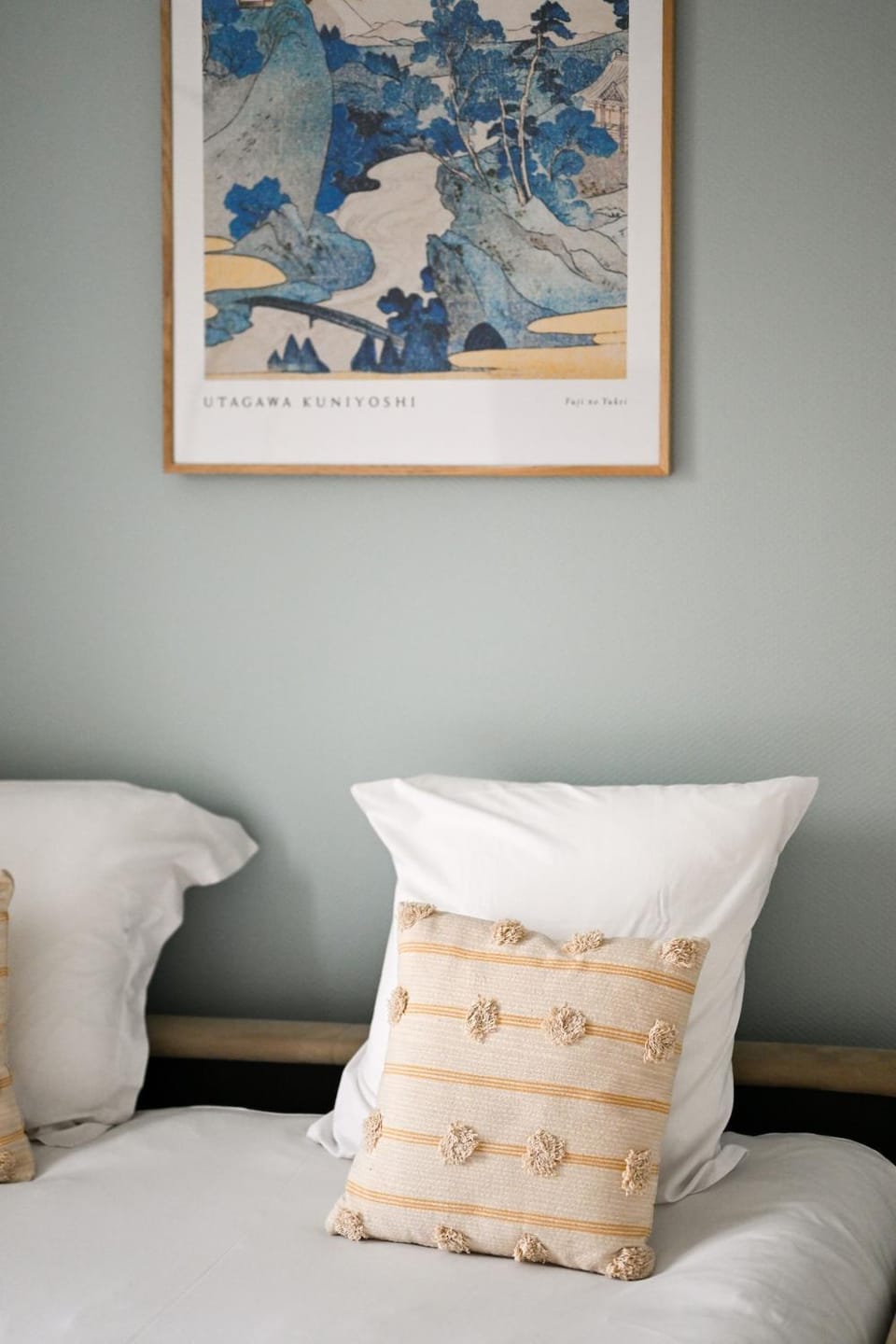 Bed, Photo of the whole room, Decorative detail, Bedroom, furniture, heating, storage