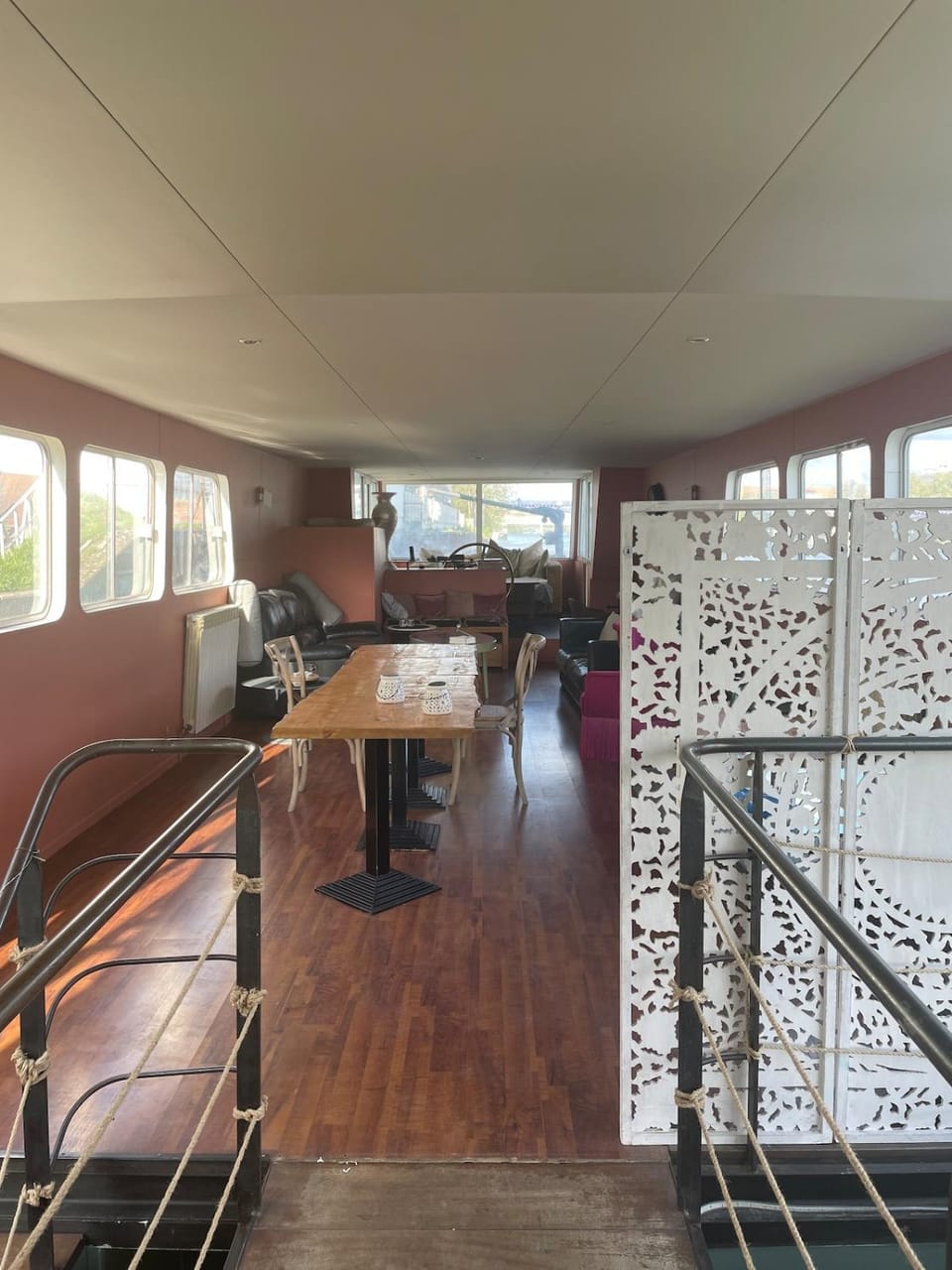 Appartement aménagée Terrasse étoilée 20 mn des Champs-Elysées, Park Apartment in Clichy