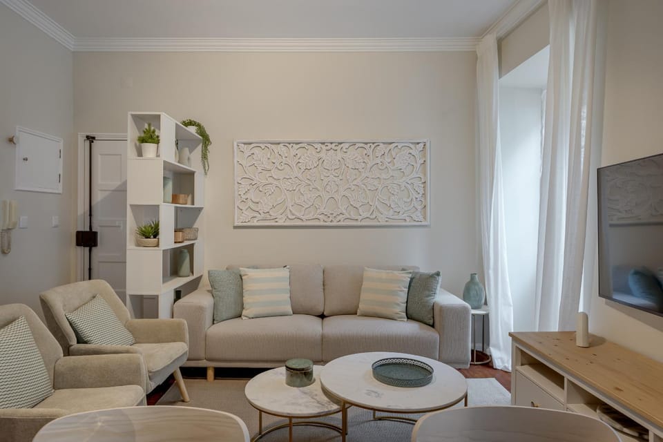 Bairro Alto Elegant by Homing Apartment in Lisbon
