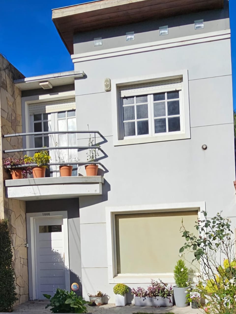 Duplex con Patio y Parrilla en Barrio Caisamar House in Mar del Plata