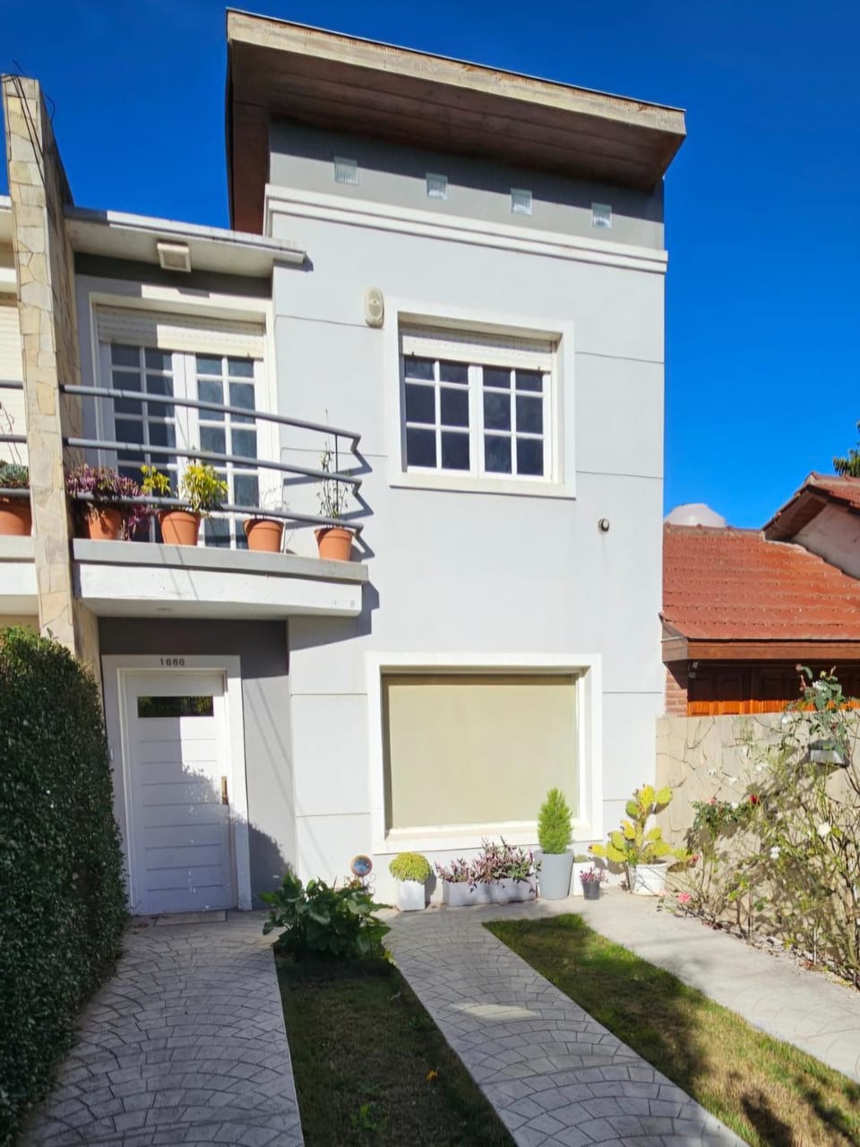 Duplex con Patio y Parrilla en Barrio Caisamar House in Mar del Plata