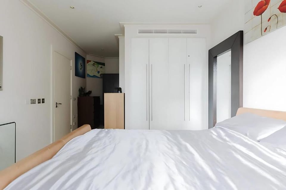 Zen Apartment - Canary Wharf Apartment in London