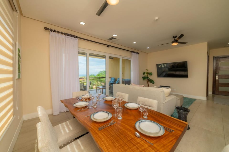 Miramar 3B - 3 bedr 3 bath Ocean View House in Herradura