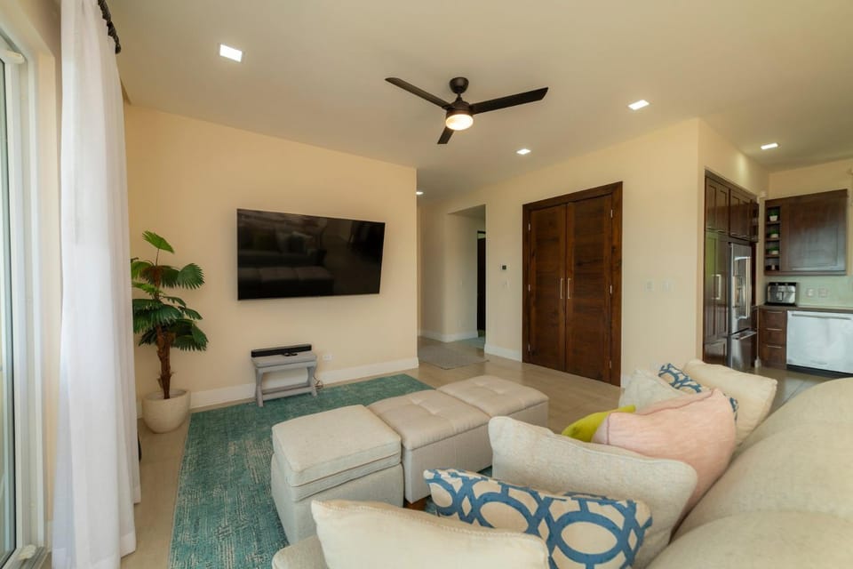 Miramar 3B - 3 bedr 3 bath Ocean View House in Herradura