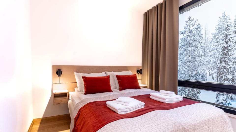 Bed, View (from property/room), Bedroom, towels