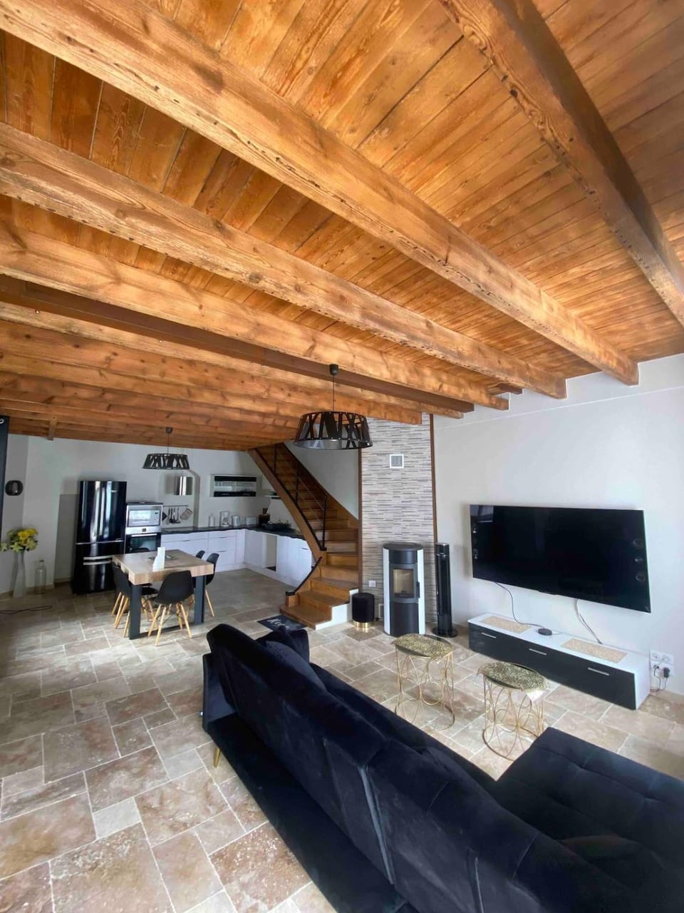 Communal lounge/ TV room, TV and multimedia, Living room, Seating area