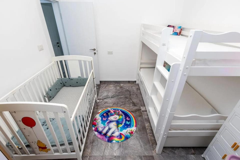 Bed, Bedroom, cot, bunk bed
