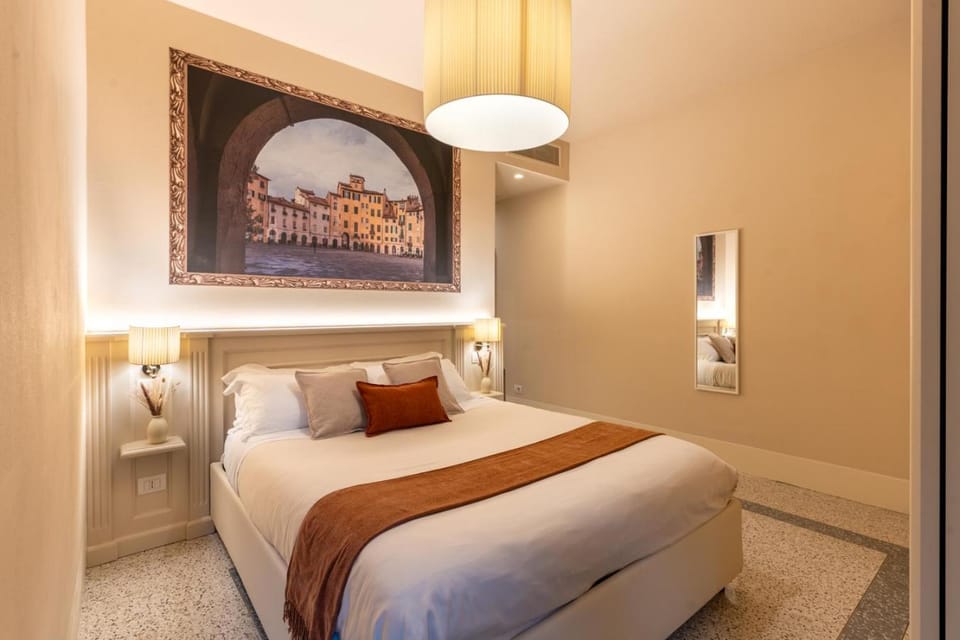 Bed, Photo of the whole room, Decorative detail, Bedroom