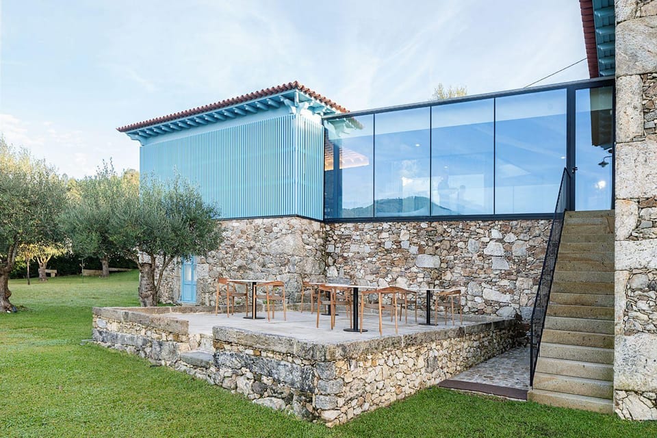 Property building, Patio, Garden, Balcony/Terrace, Garden view