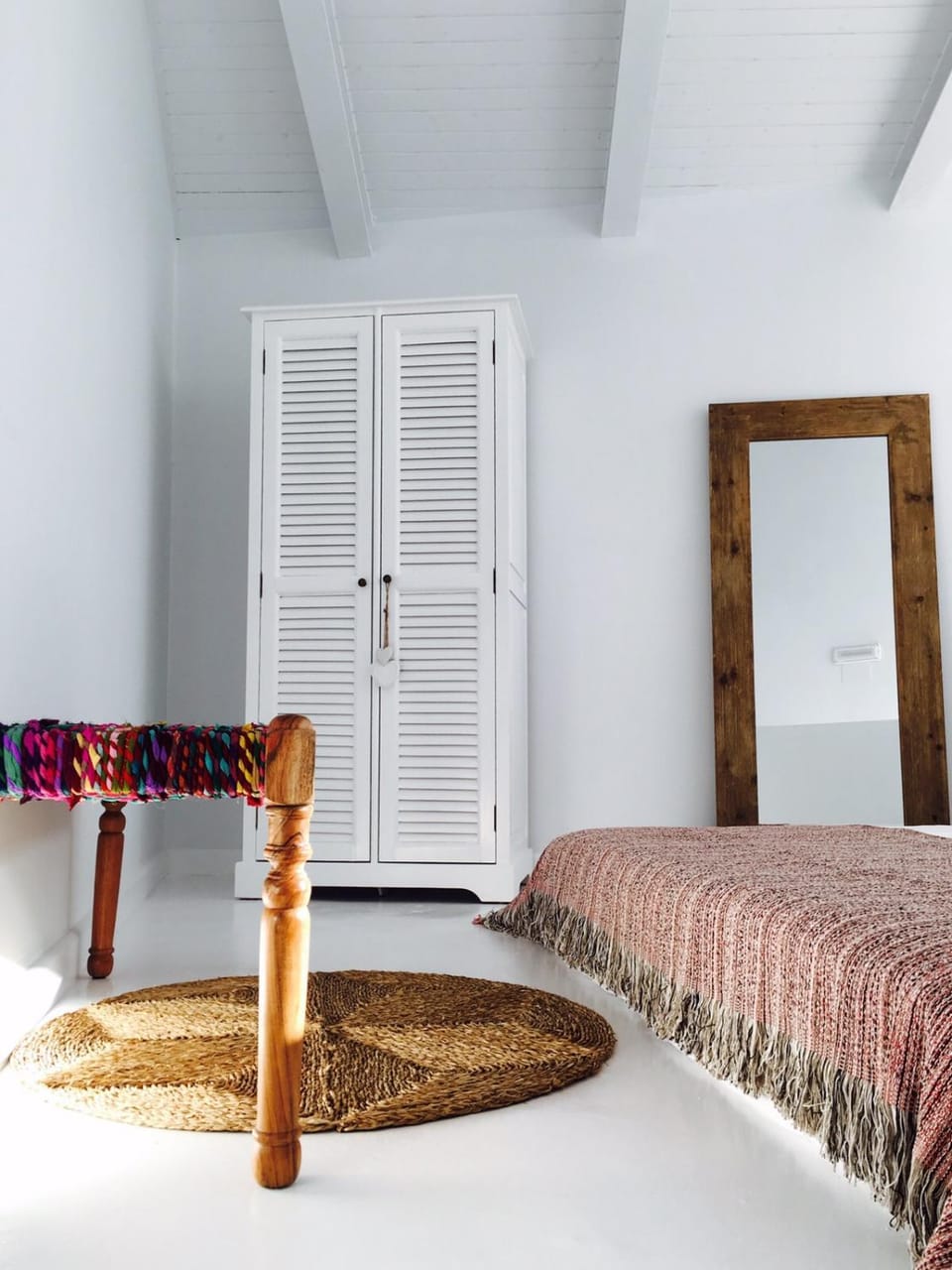 Bed, Photo of the whole room, Decorative detail, Bedroom