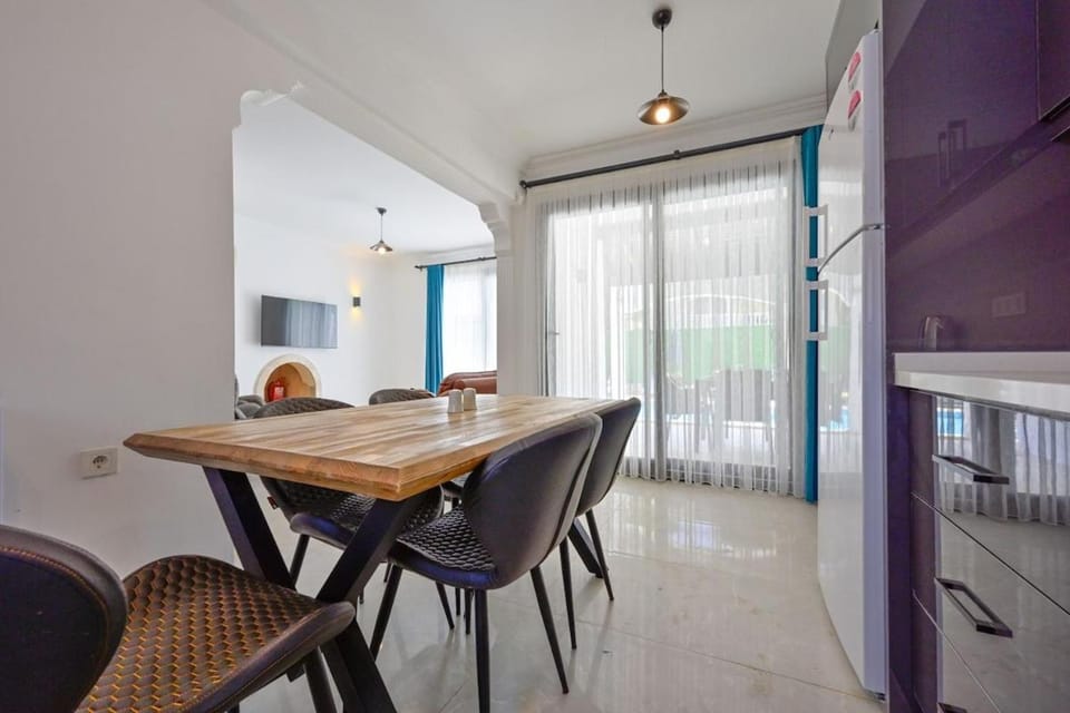 LUNESSA-Villa with Children's Pool for 8 People in Oludeniz House in Ölüdeniz