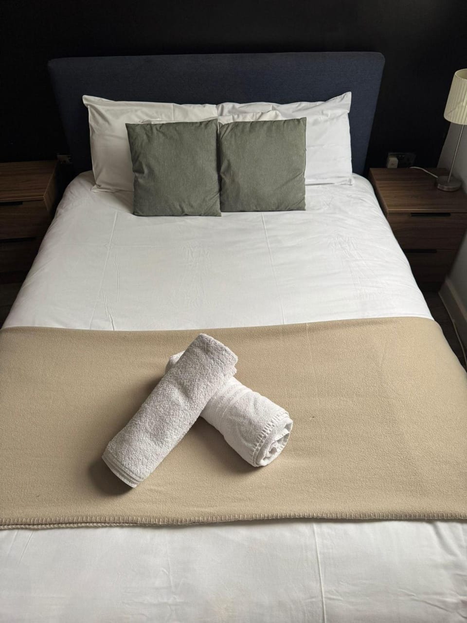 City Centre-Contactors-Professionals-Luxury Apartment Apartment in Nottingham