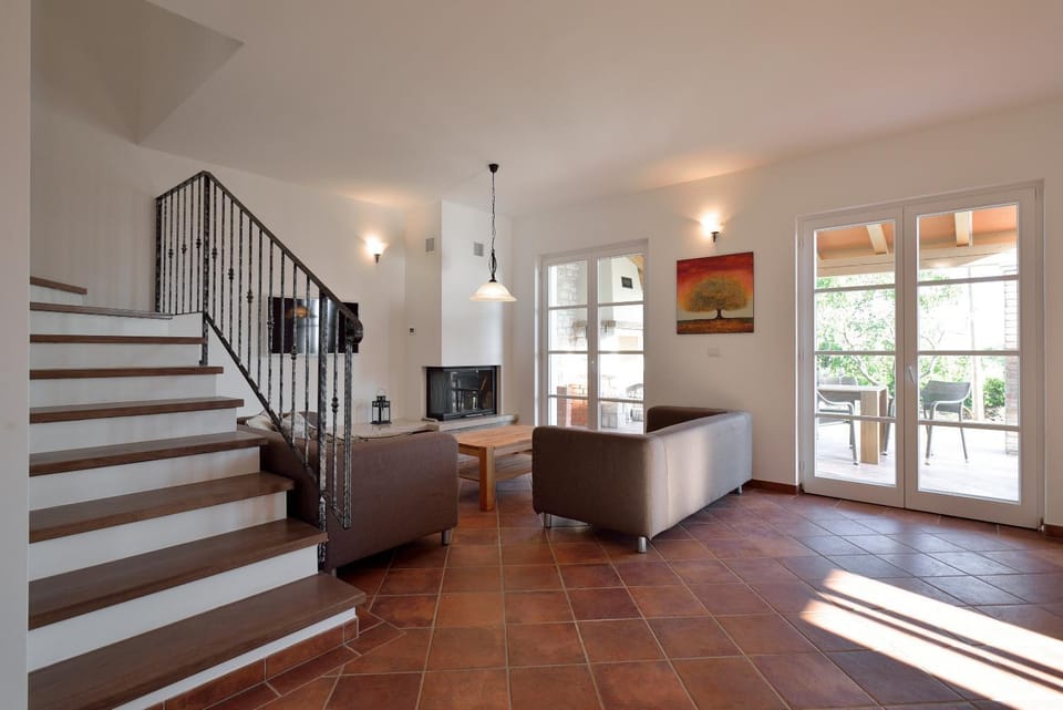 TV and multimedia, Balcony/Terrace