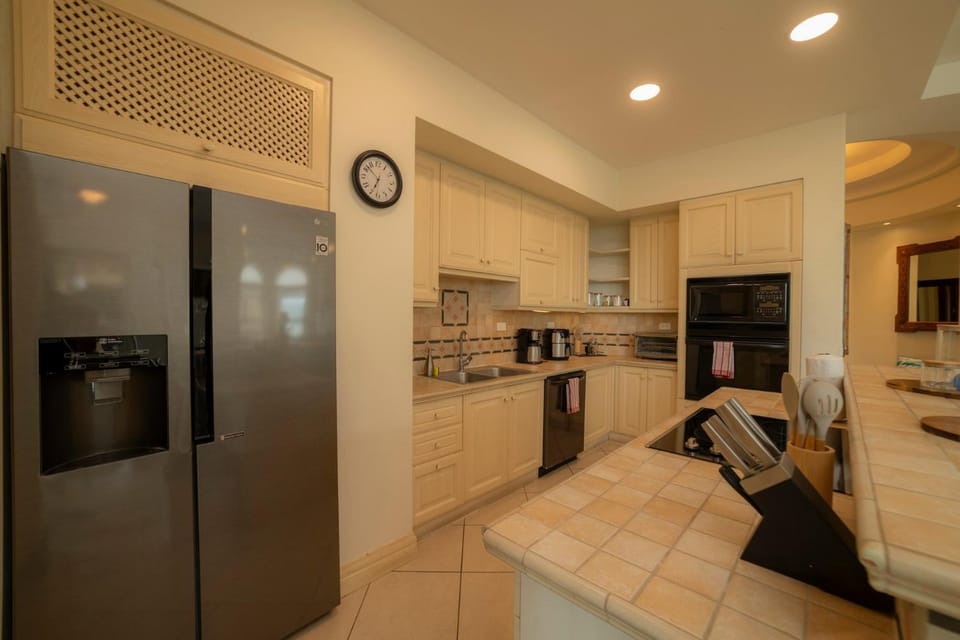 Bella Vista 1C - 3 bdr - 3 1 and half bath House in Herradura