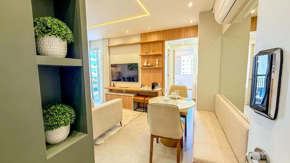 TV and multimedia, Living room, Dining area, air conditioner