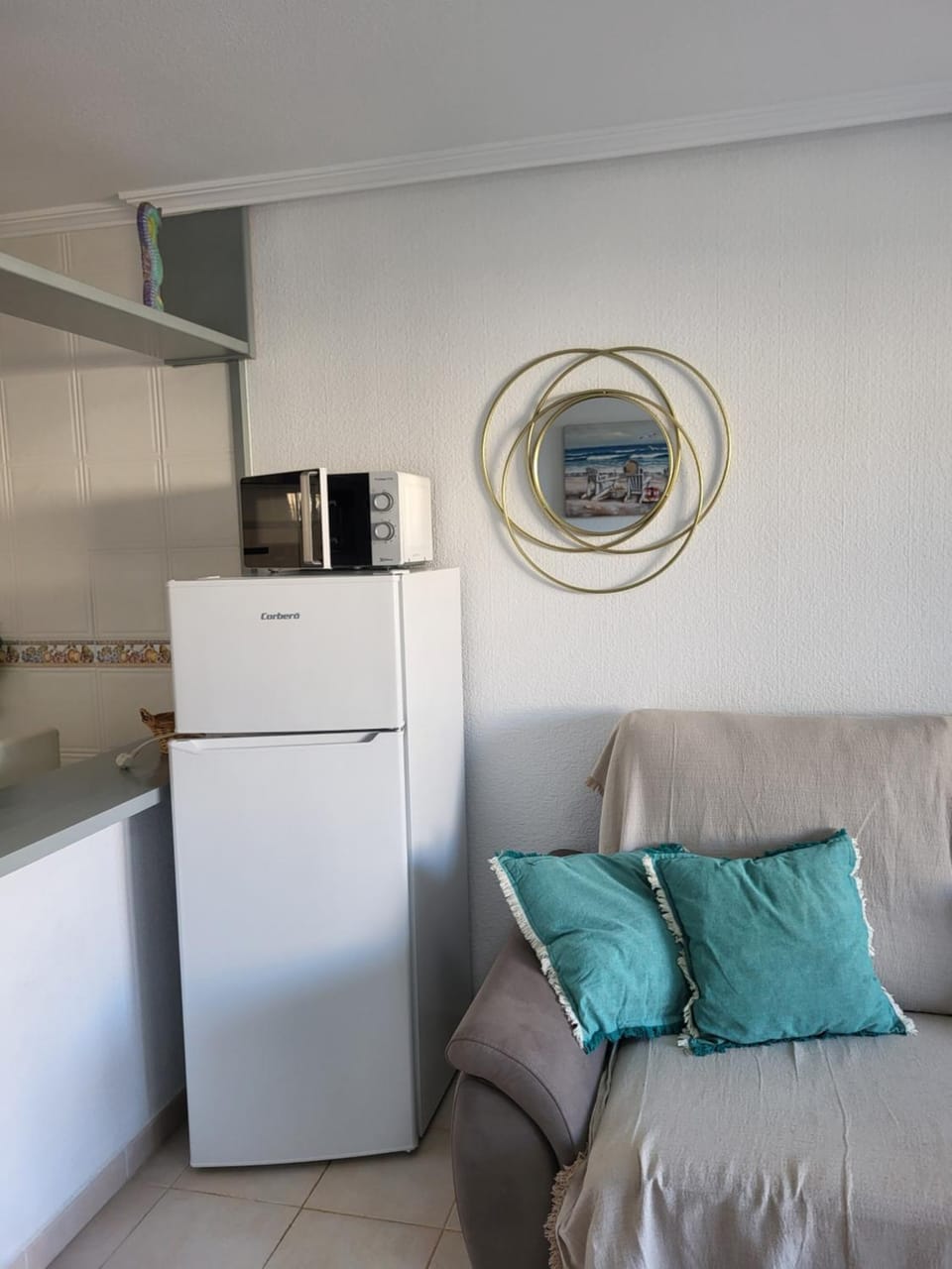 Kitchen or kitchenette, Living room