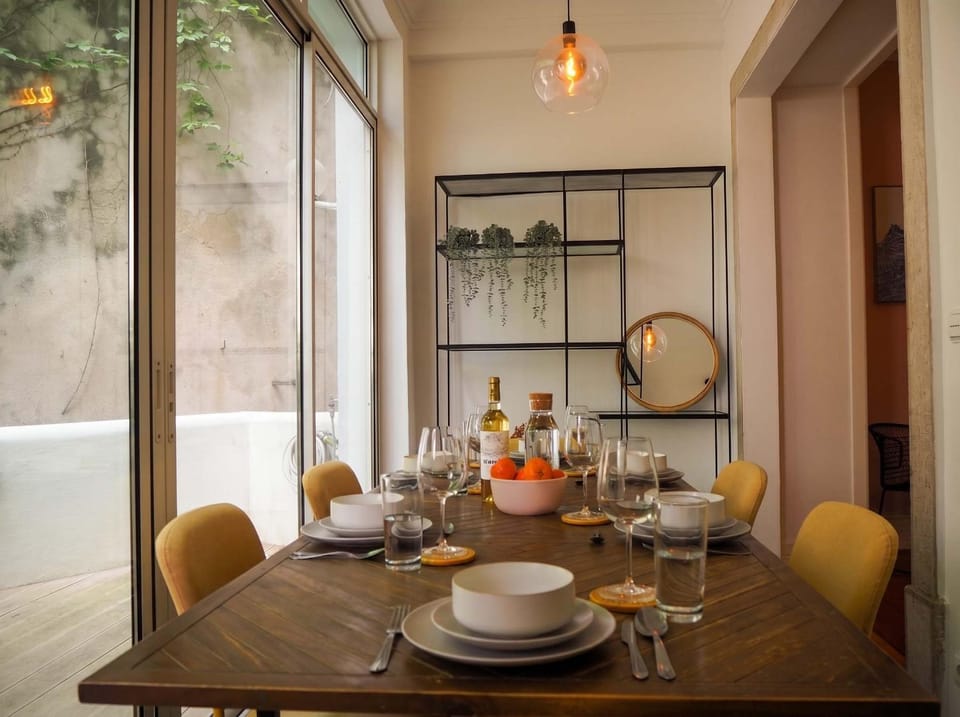 Family Luxury in Principe Real w Parking Apartment in Lisbon