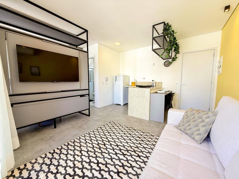 TV and multimedia, Kitchen or kitchenette, Living room
