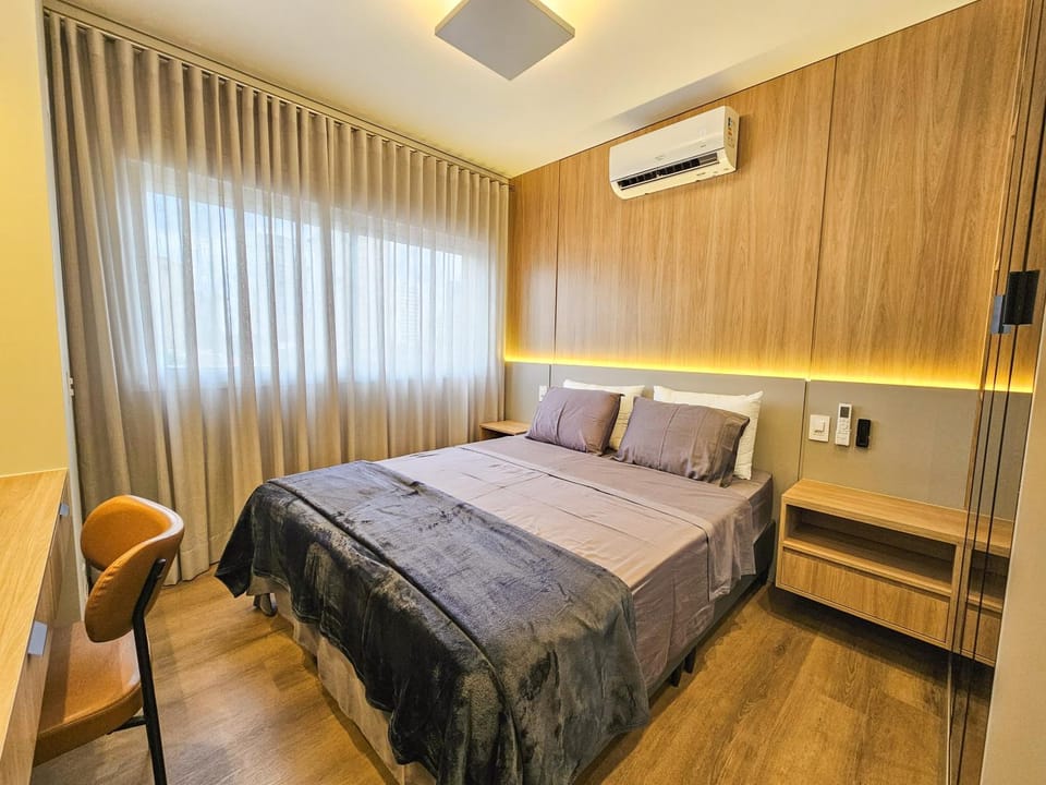 Photo of the whole room, Bedroom, air conditioner