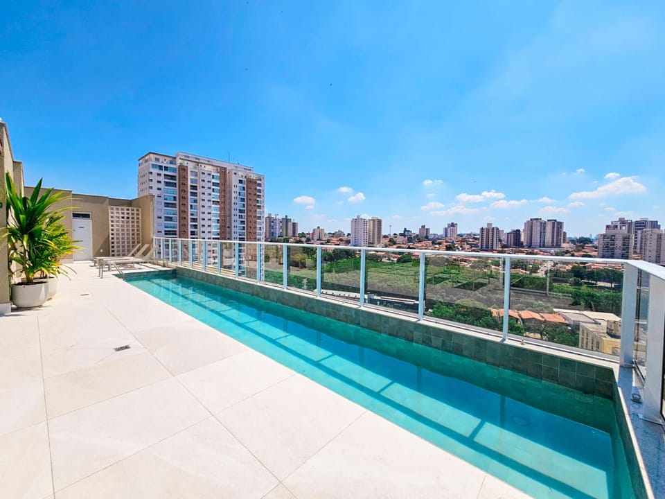 Property building, View (from property/room), Balcony/Terrace, City view, Pool view, Swimming pool