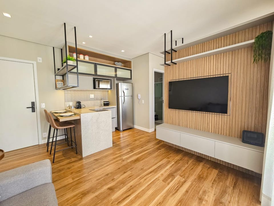 TV and multimedia, Kitchen or kitchenette, Dining area