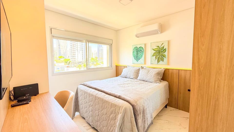 TV and multimedia, Photo of the whole room, Evening entertainment, Bedroom, air conditioner