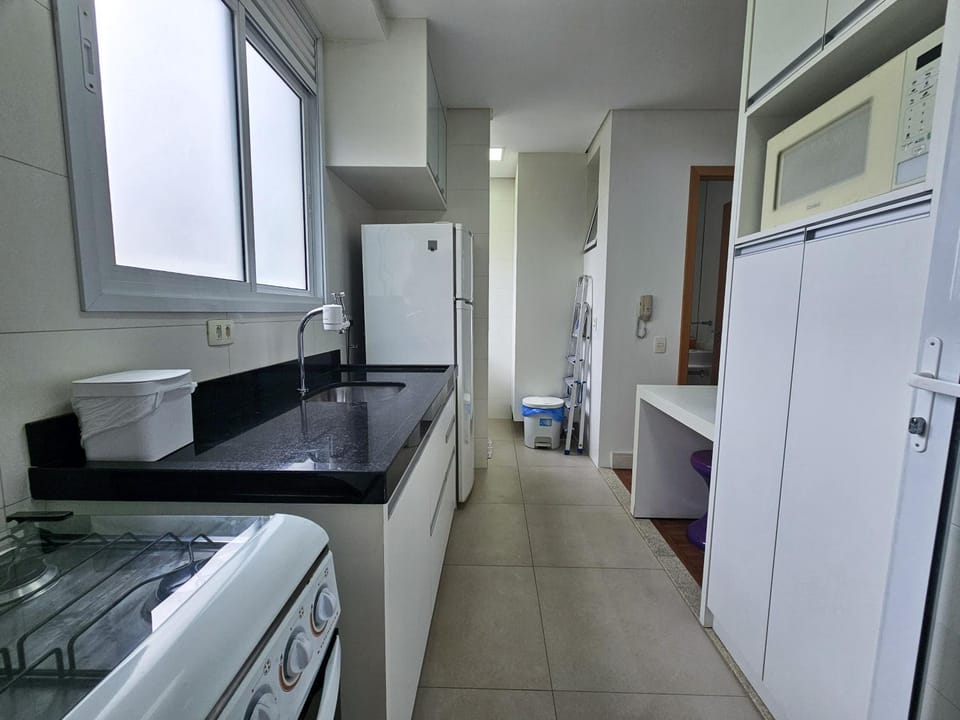 Kitchen or kitchenette, oven, stove