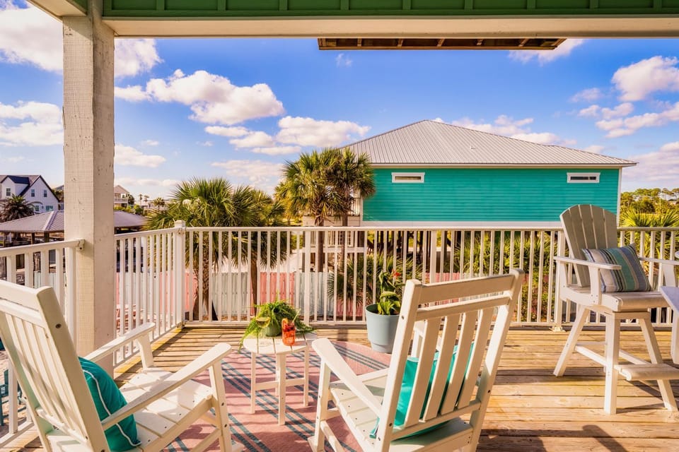 Book Entire Complex! Cushy Quad Bungalows! House in West Beach