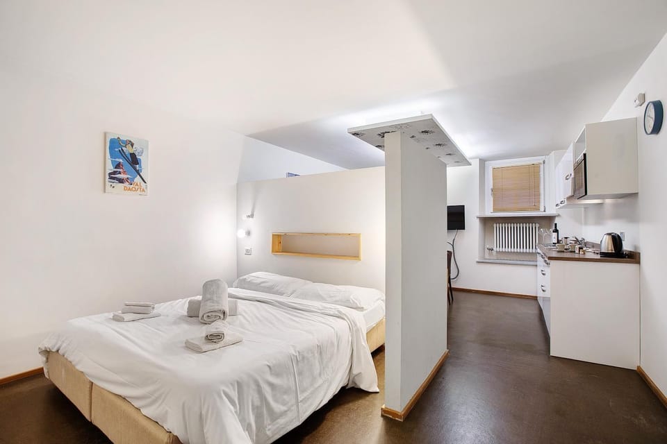 Property building, Living room, Bedroom