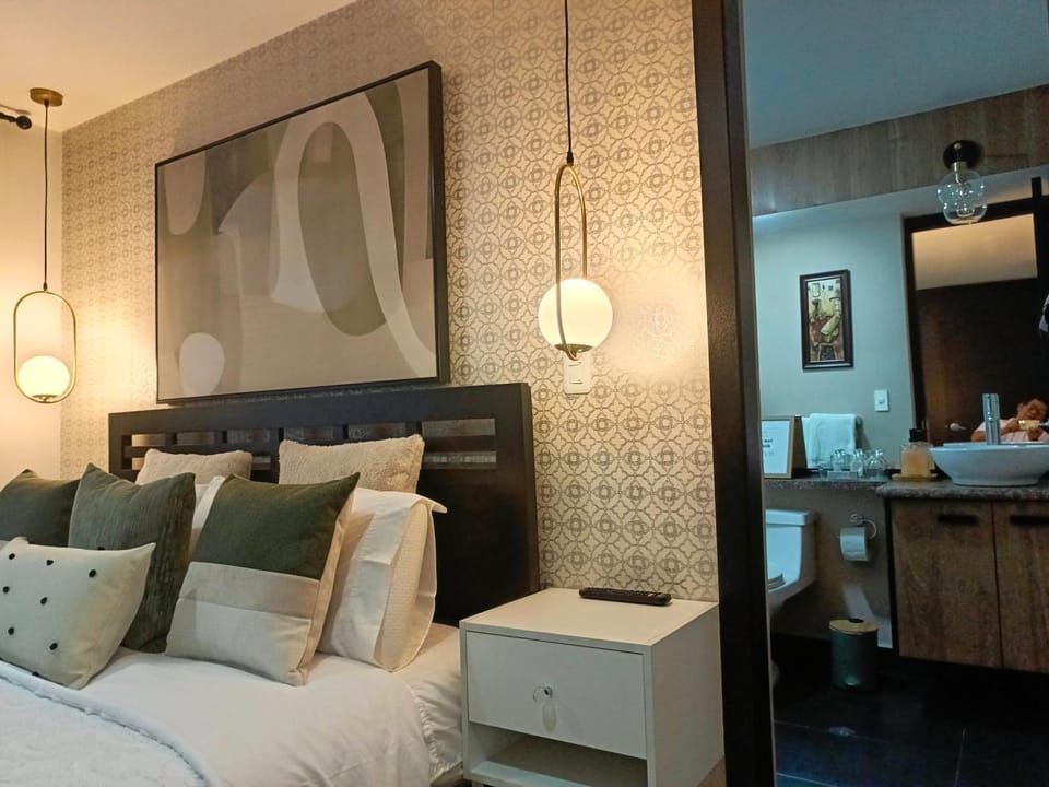 Toilet, Bed, Bathroom, Bedroom