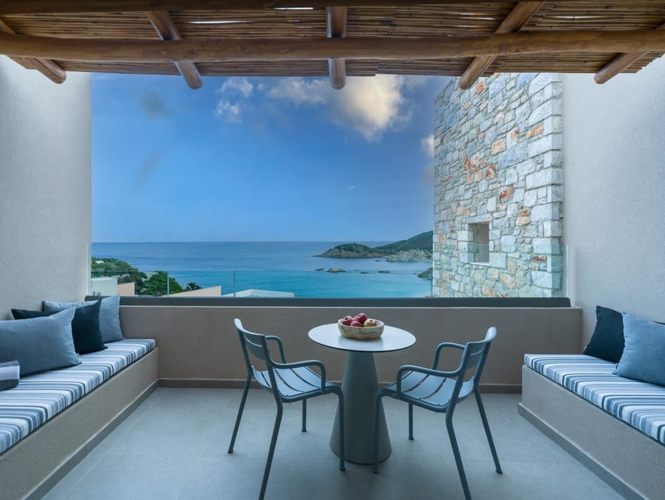 Day, Natural landscape, View (from property/room), Balcony/Terrace, Seating area, Sea view