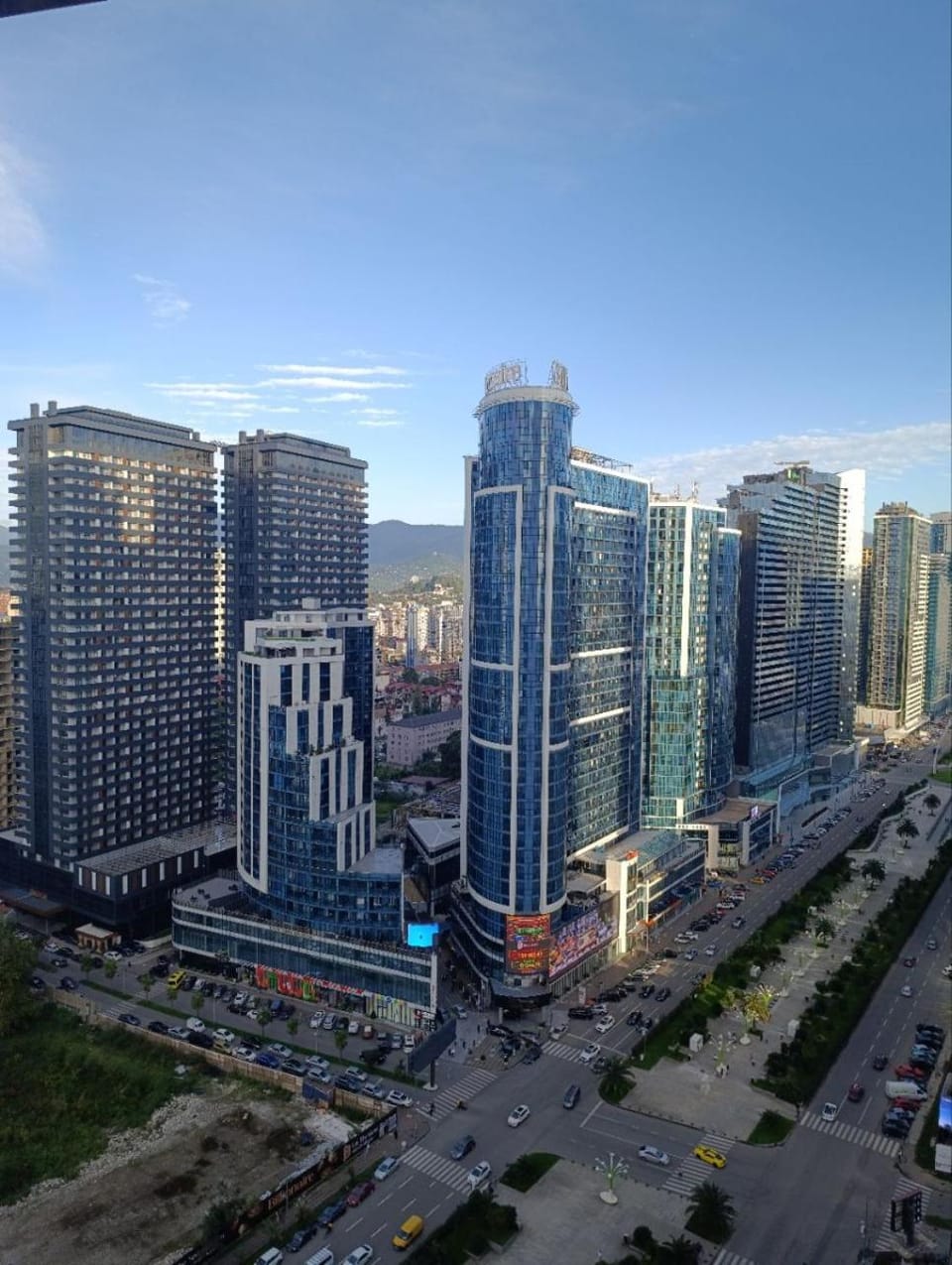 Property building, Day, Neighbourhood, Bird's eye view, City view, Location